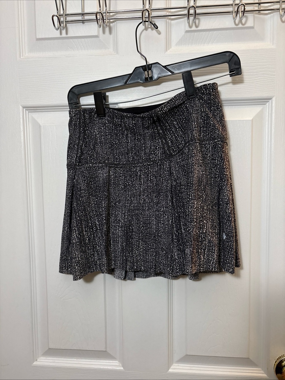 lululemon athletica Metallic Black Pleated tennis Skirt
